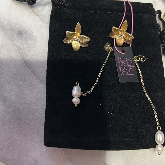 Two Way Flower & Pearl Drop Earrings-Boutique - Picture 6 of 6